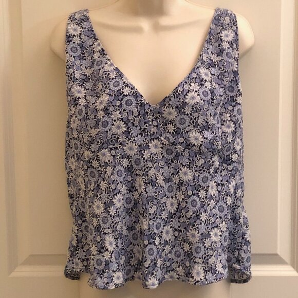 Abercrombie & Fitch Tops - NWT Abercrombie & Fitch Floral Blue White Slinky Tank Top Camisole Size Large